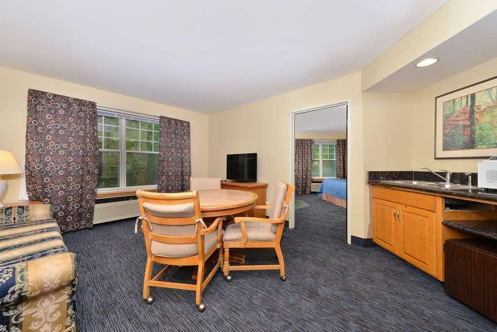 Quality Inn & Suites Shawano Room photo
